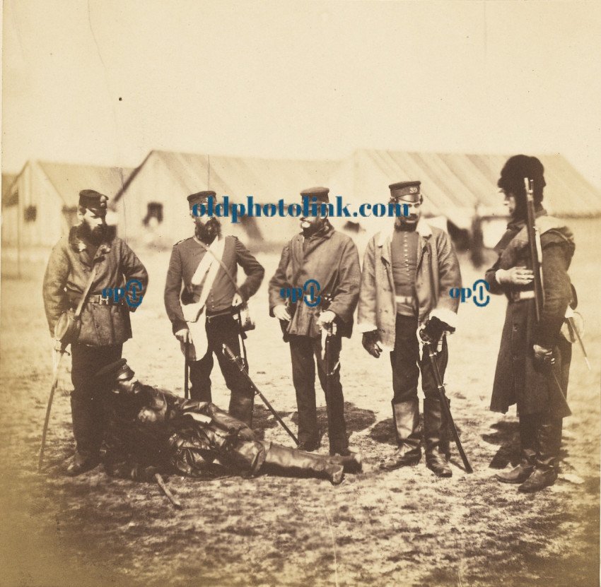 Lt  Col  Munro & Officers of the 39th Regiment 1855