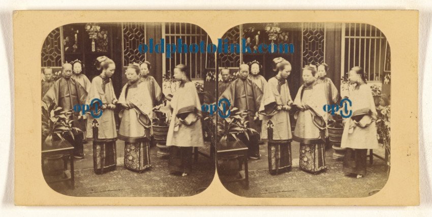 Canton  Group of Chinese Ladies receiving Visitors 1859