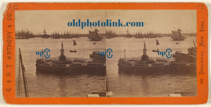 Instantaneous View  The Harbor of Havana, with Fountain of Neptune in the foreground  1859