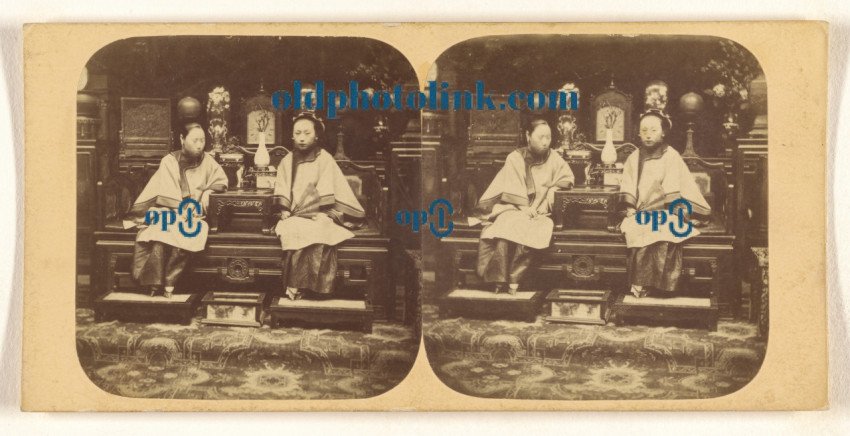 Canton  Two Chinese ladies of rank seated for their portraits 1859