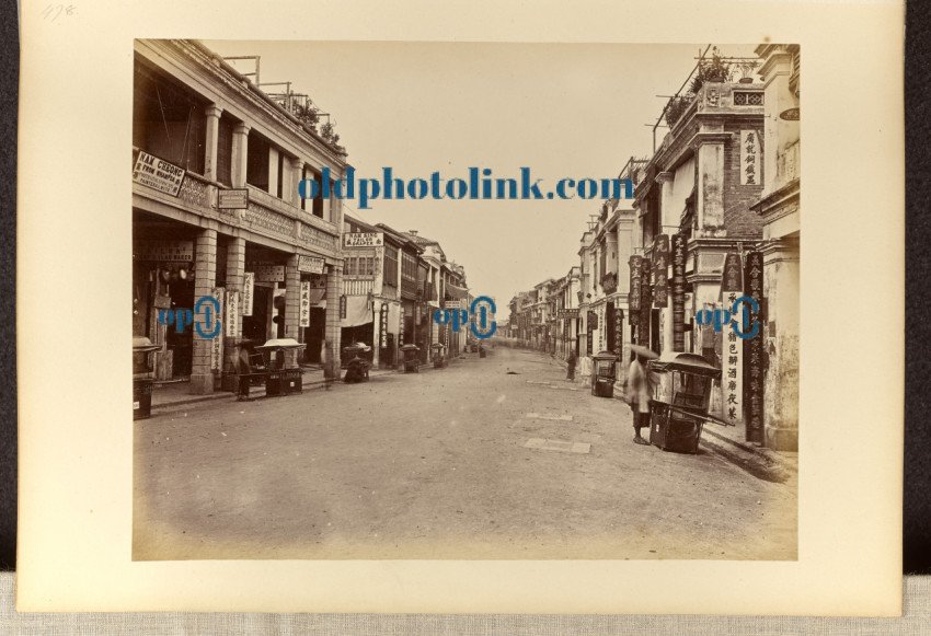 Queens Road looking west, Hong Kong 1870