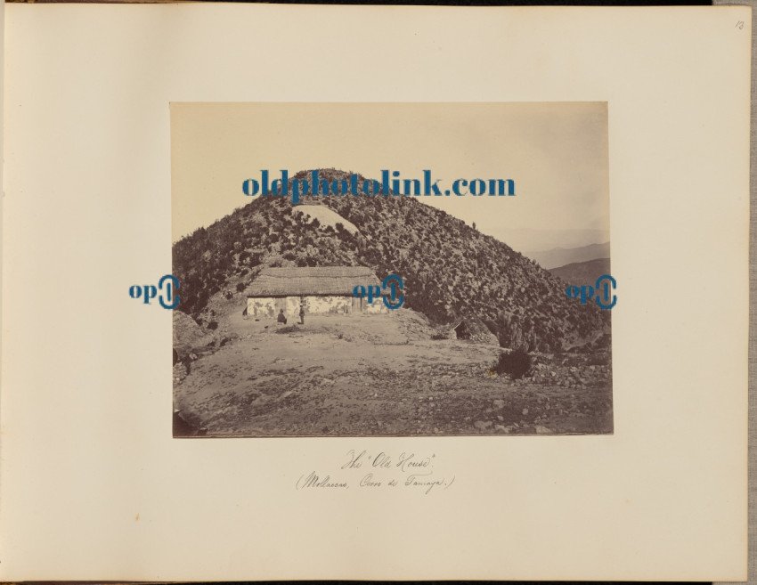 The Old House (Mollaccas, Cerro de Tamaya) 1860