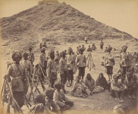 Halt of Prisoners from Bassaule, with Escort 45th Rattray's Sikhs, on the Khurd Khyber Pass 1878